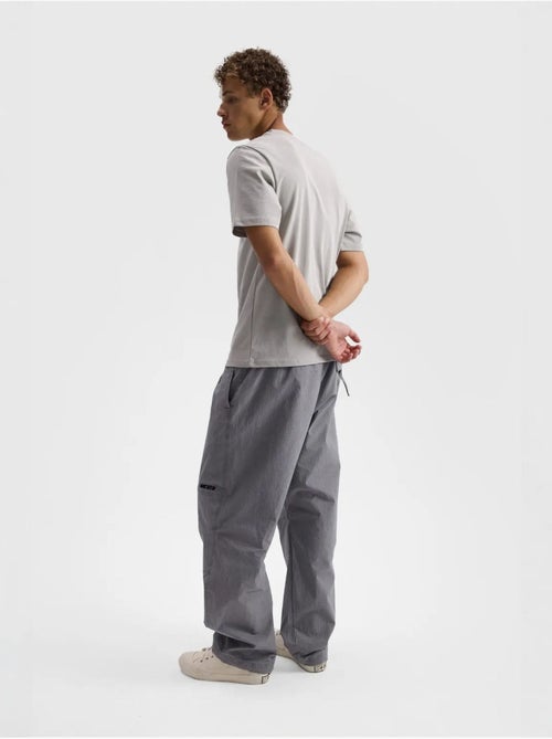T-shirt relaxed fit con stampa logo e girocollo giesto - Kiabi T-shirt relaxed fit con stampa logo e girocollo giesto - Kiabi