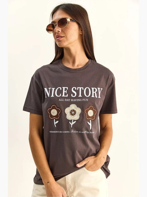 T-shirt relaxed fit con stampa testuale e dettaglio ricamato lucci - Kiabi