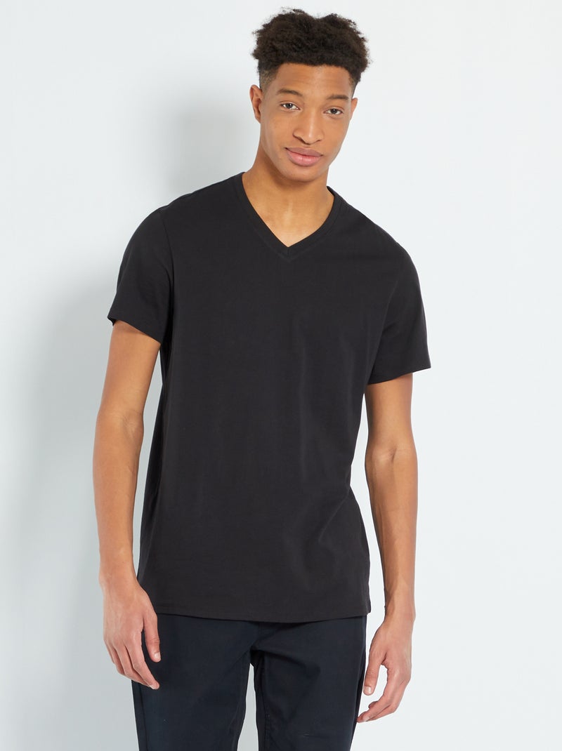 T-shirt scollo a V +190 cm Nero - Kiabi