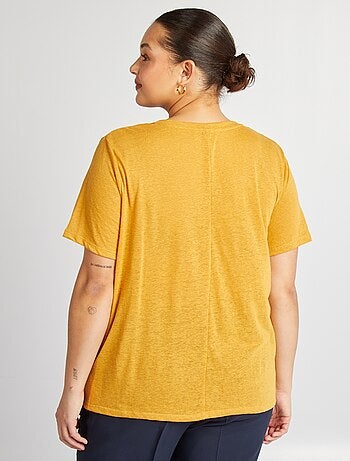 T-shirt scollo a V in misto lino