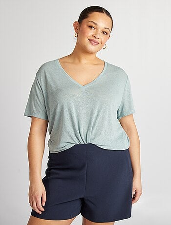 T-shirt scollo a V in misto lino