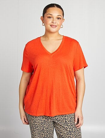 T-shirt scollo a V in misto lino