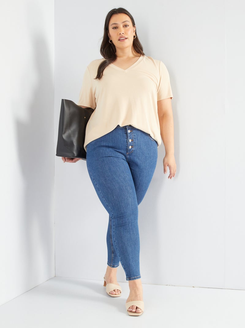 Trendyol T-Shirt Donna In Puro Cotone, Scollo A V, Modello Crop Corto, Taglio Standard, Colore Blu, Taglia S (Misure Modella: 1,80m, Taglia S/36)