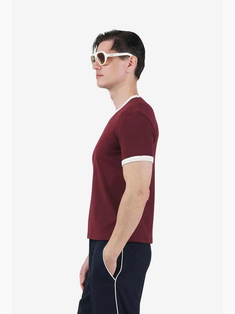 T-shirt slim fit con girocollo e bordatura a contrasto giesto Rosso bordeaux - Kiabi