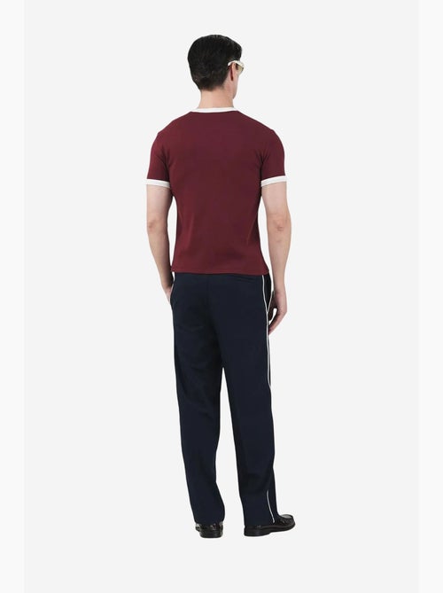 T-shirt slim fit con girocollo e bordatura a contrasto giesto - Kiabi