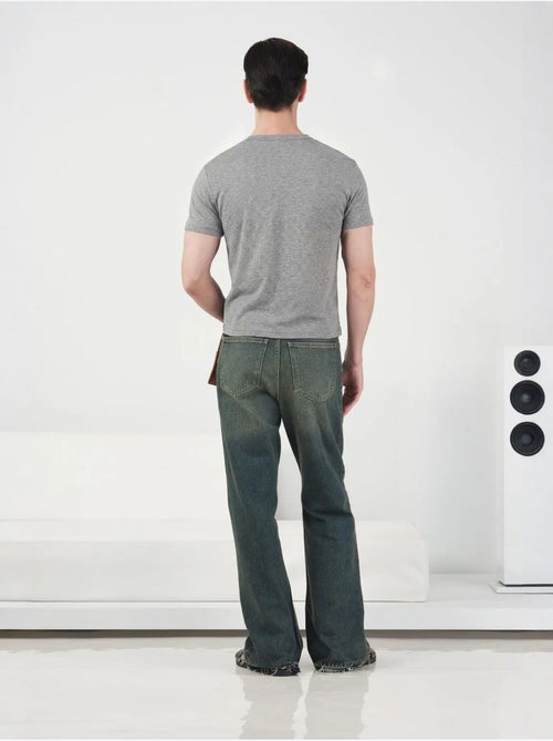 T-shirt slim fit con girocollo e bottoni giesto - Kiabi T-shirt slim fit con girocollo e bottoni giesto - Kiabi
