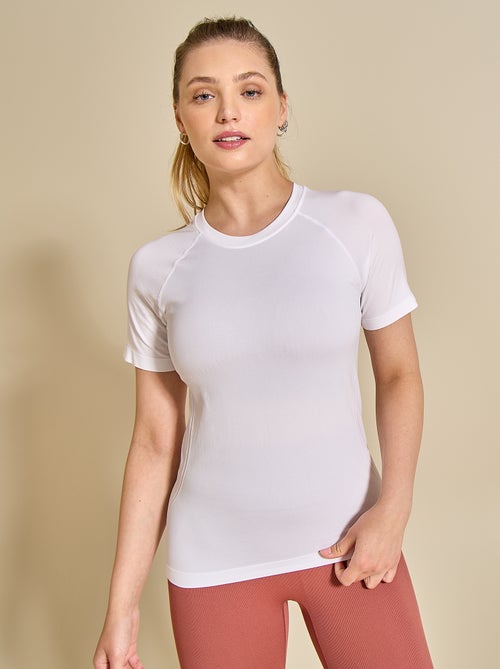 T-shirt sportiva effetto seconda pelle - (ekstract) - Kiabi T-shirt sportiva effetto seconda pelle - (ekstract) - Kiabi