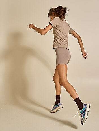 T-shirt sportivo effetto seconda pelle - (ekstract)
