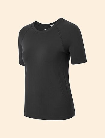 T-shirt sportivo effetto seconda pelle - (ekstract)