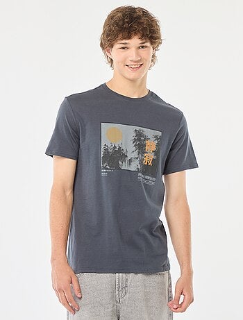T-shirt stampata a maniche corte