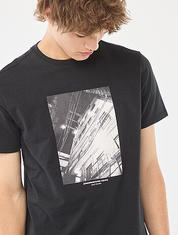 T-shirt stampata a maniche corte