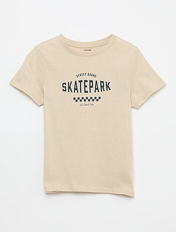 T-shirt stampata con messaggio