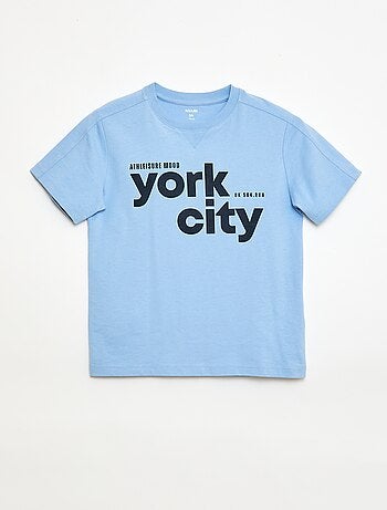 T-shirt stampata con messaggio