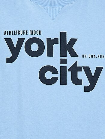 T-shirt stampata con messaggio