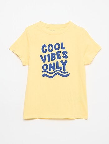 T-shirt stampata con messaggio