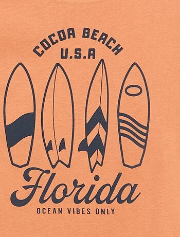 T-shirt stampata con messaggio