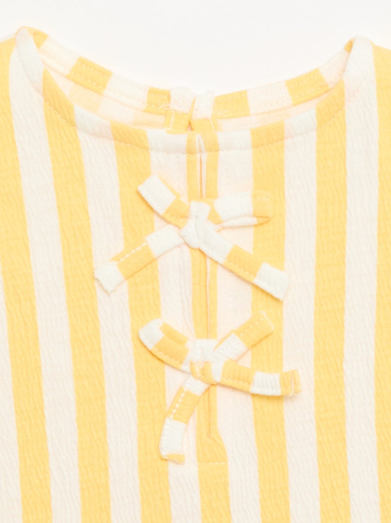 T-shirt stampata e con volant Giallo - Kiabi
