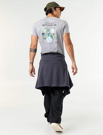 T-shirt con stampa fantasia a maniche corte