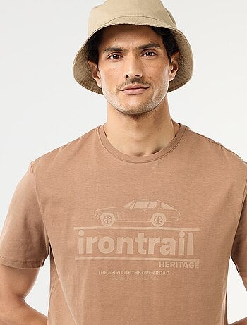 T-shirt stampata fantasia