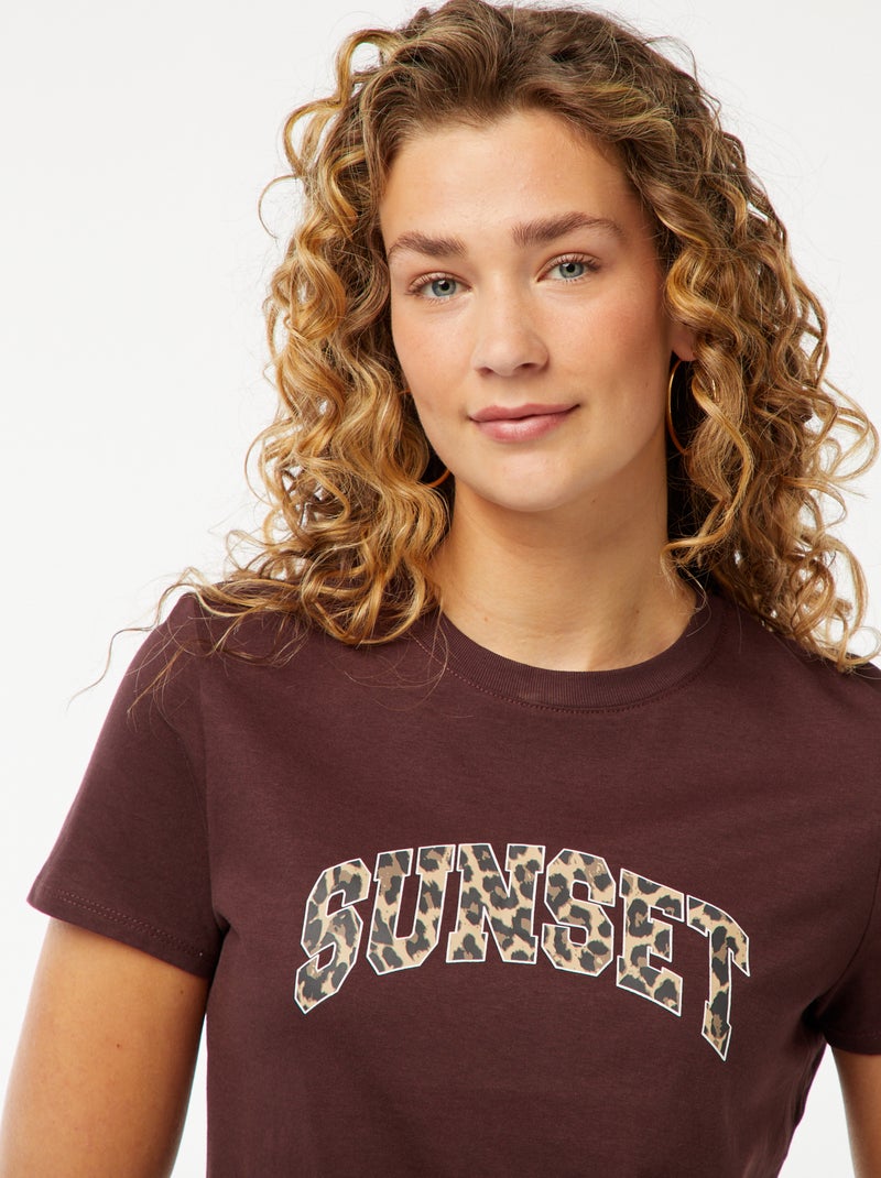 T-shirt stampata Marrone - Kiabi
