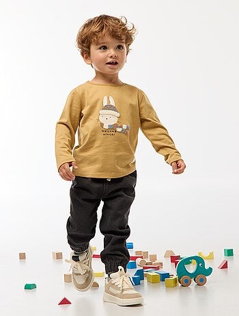 T-shirt stampato animato