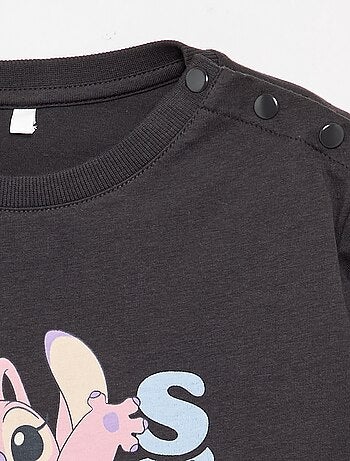 T-shirt 'Stitch' - collezione facile da indossare