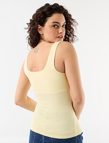 T-shirt stretch con scollo quadrato