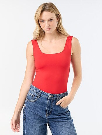 T-shirt elasticizzata con scollo quadrato