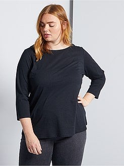 T-shirt tinta unita collo a barchetta - Kiabi