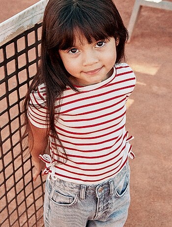 T-shirt tinta unita con fiocchi decorativi