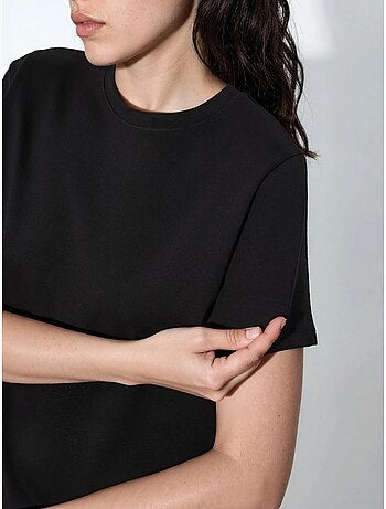 T-shirt tinta unita con girocollo busem
