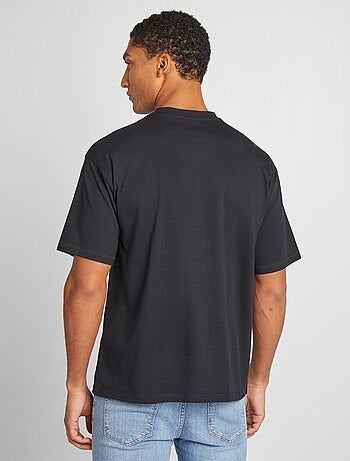 T-shirt tinta unita con taschino