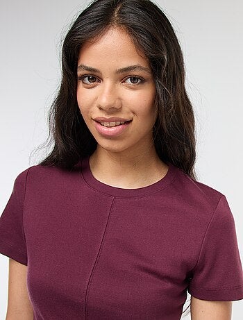 T-shirt basic in maglia a costine sottili