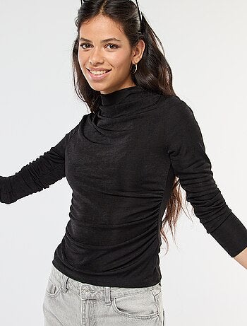 T-shirt basic in tessuto fluido con collo alto