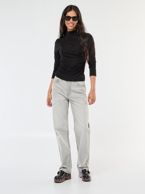 T-shirt tinta unita in tessuto fluido con collo alto - Kiabi