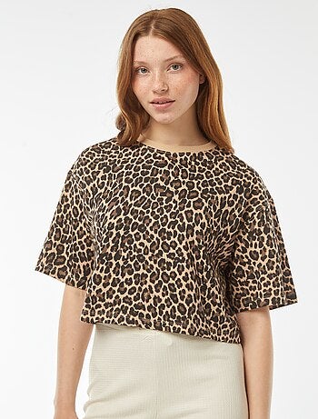 T-shirt tinta unita modello corto maniche corte