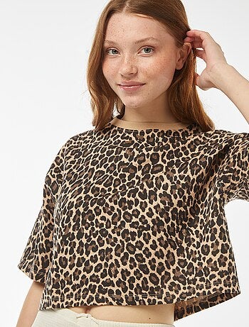 T-shirt tinta unita modello corto maniche corte