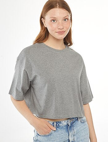 T-shirt tinta unita modello corto maniche corte