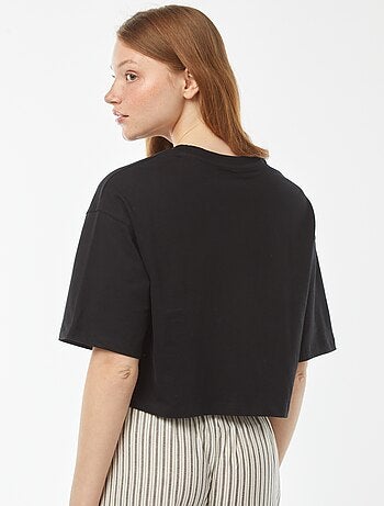 T-shirt tinta unita modello corto maniche corte