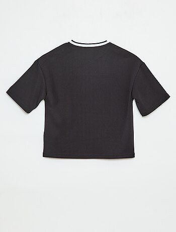 T-shirt tipo sport americano