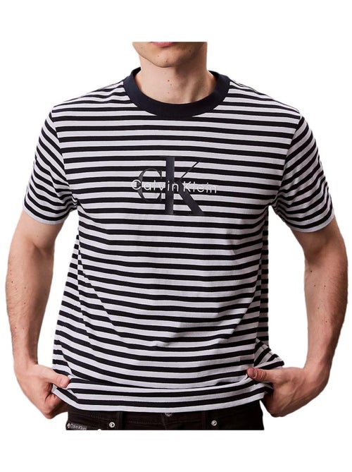 T-Shirt Uomo Calvin Klein Jeans a Righe - Kiabi T-Shirt Uomo Calvin Klein Jeans a Righe - Kiabi