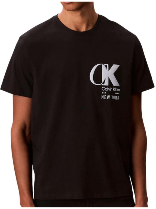 T-shirt Uomo Calvin Klein Jeans Collezione Primavera/Estate - Kiabi T-shirt Uomo Calvin Klein Jeans Collezione Primavera/Estate - Kiabi