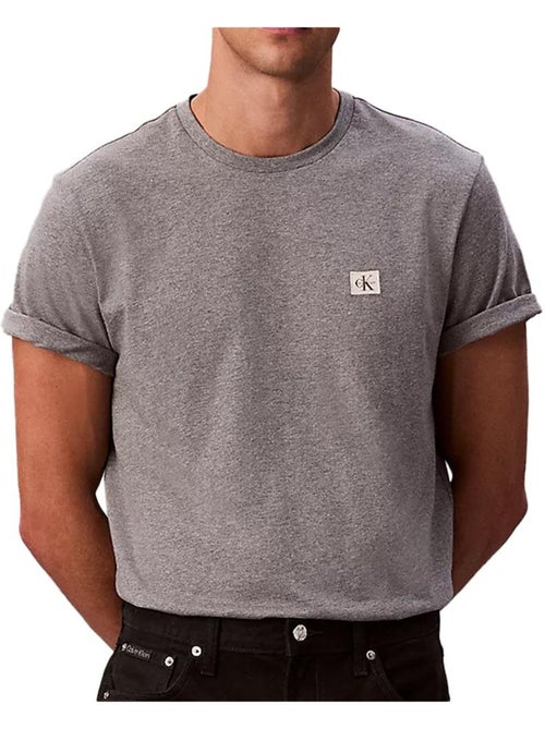 T-Shirt Uomo Calvin Klein Jeans con Logo - Kiabi T-Shirt Uomo Calvin Klein Jeans con Logo - Kiabi