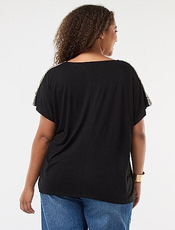 T-shirt 'Vero Moda' scollo a V con paillettes