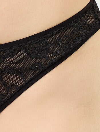 Tanga in pizzo traforato