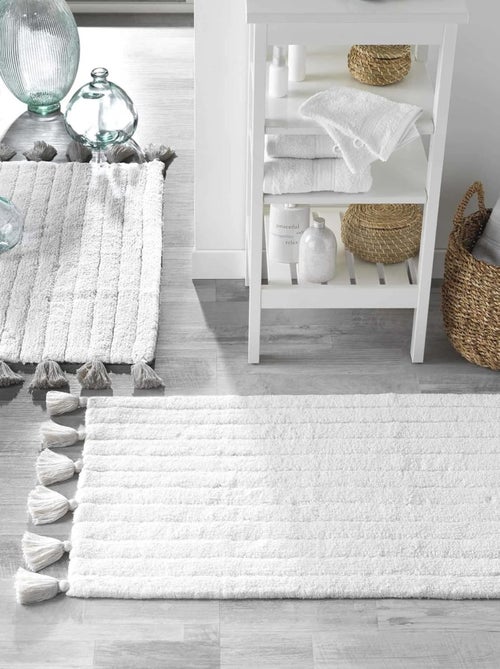 Tappeto da bagno semplice con pompon - Kiabi