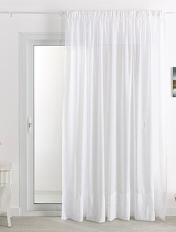 Telo ricamato con treccia arricciata in stile Cornely