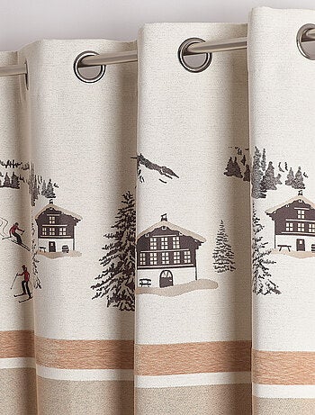 Tenda ad occhielli in jacquard con motivo di chalet e abeti