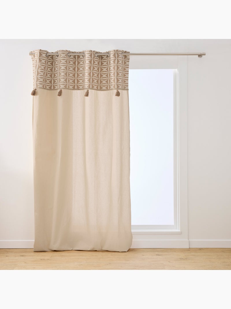 Tenda filtrante con occhielli in policotone, con motivo jacquard e pompon Legno naturale - Kiabi