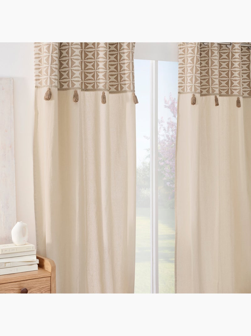 Tenda filtrante con occhielli in policotone, con motivo jacquard e pompon Legno naturale - Kiabi